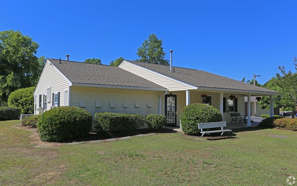 Bentree Apartments In Florence, SC | ApartmentHomeLiving.com