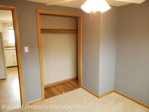 3257 N Bremen St in Milwaukee, WI - Building Photo - Building Photo