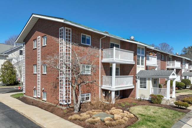 4-16 Summer St in Manchester, MA - Foto de edificio - Primary Photo