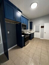 208 E 9th St in Plainfield, NJ - Building Photo - Building Photo