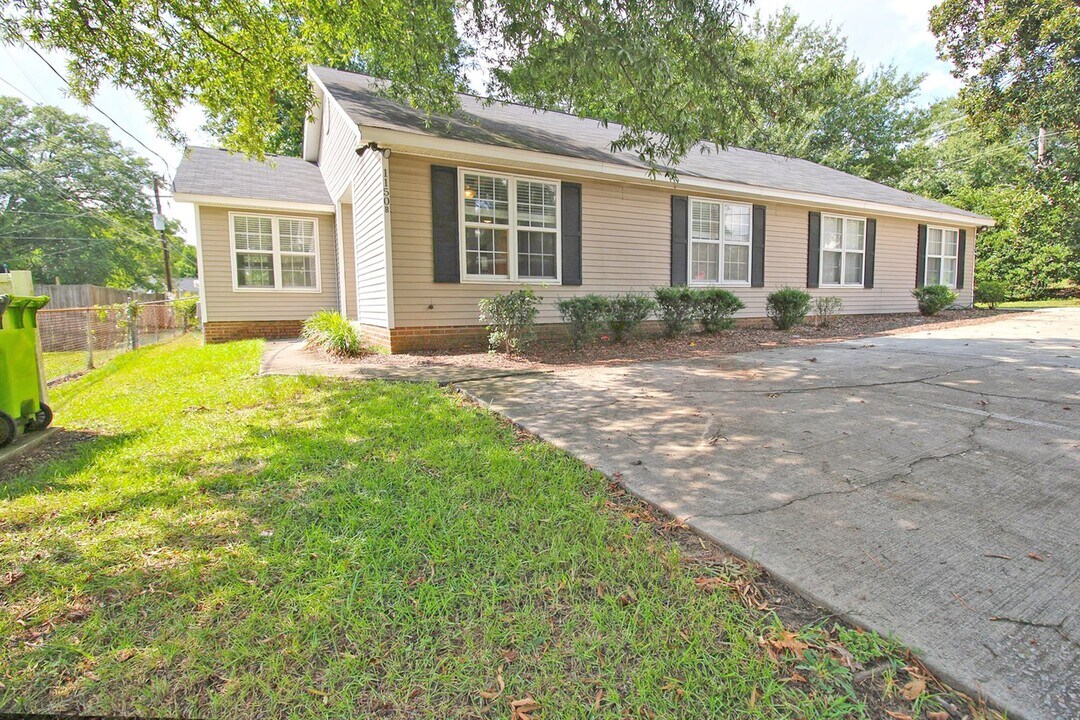 1150 Olympia Ave in Columbia, SC - Building Photo