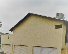 3005 La Costa St in Bakersfield, CA - Building Photo - Building Photo