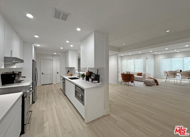 1870 Veteran Ave in Los Angeles, CA - Building Photo - Building Photo