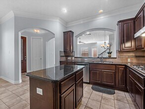 11643 Royal Oaks View in Houston, TX - Building Photo - Building Photo