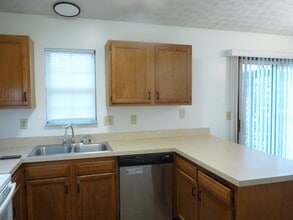8354 Waco Ln in Powell, OH - Building Photo - Building Photo