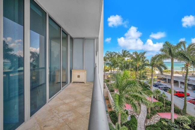 6799 Collins Ave in Miami Beach, FL - Building Photo - Building Photo