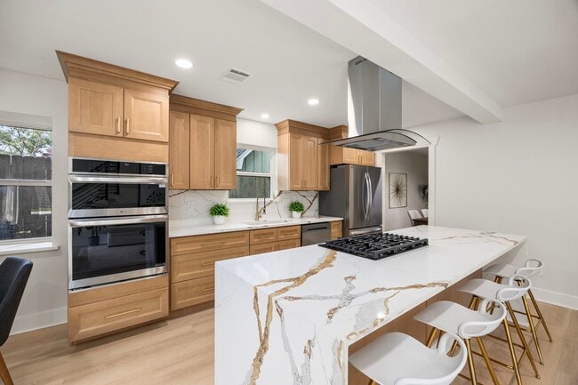 property at 2830 Triway Ln