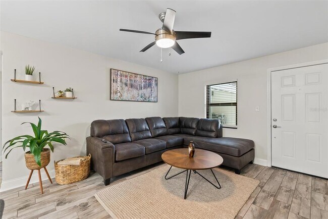 3909 W Cleveland St in Tampa, FL - Foto de edificio - Building Photo