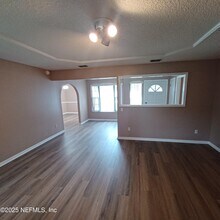 8603 Old Plank Rd in Jacksonville, FL - Building Photo - Building Photo