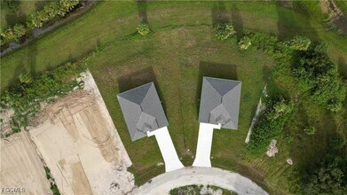 2009 Inglewood Cir in La Belle, FL - Building Photo - Building Photo