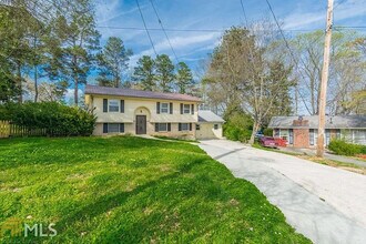 Room in House on Reba Rd in Lawrenceville, GA - Building Photo - Building Photo