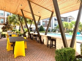 Cortland Onion Creek in Austin, TX - Building Photo