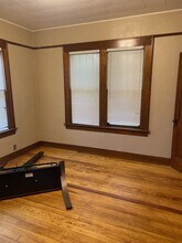 817 W Walnut St in Carbondale, IL - Building Photo - Building Photo