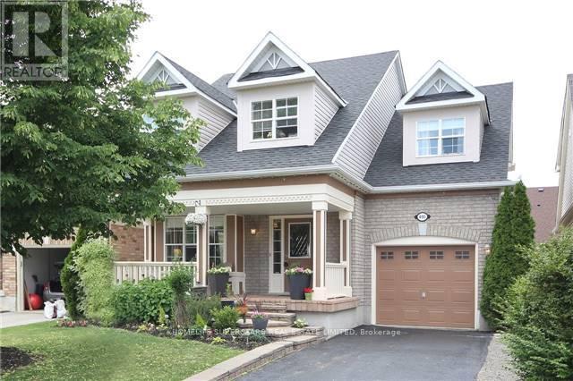 property at 495 Farlow Crescent