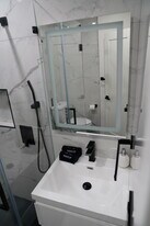 1410 NW 192nd St in Miami, FL - Building Photo