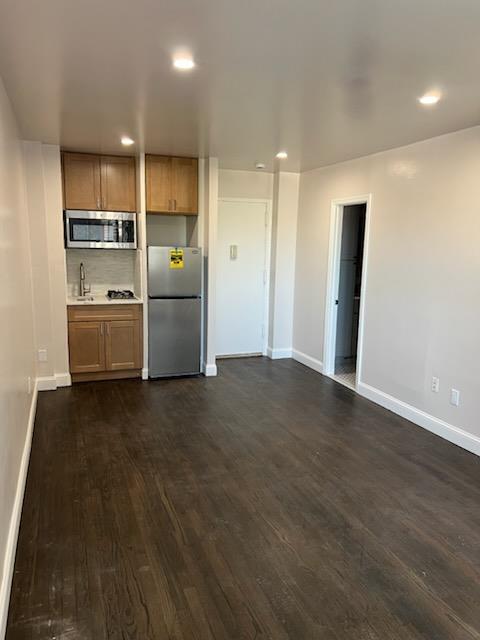395 Westchester Ave in Port Chester, NY - Building Photo - Building Photo