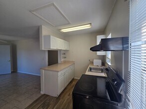 609 Caribbean Dr in Davenport, FL - Building Photo - Building Photo