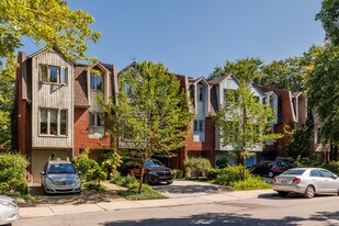 591 Chatham Rue in Montréal, QC - Building Photo