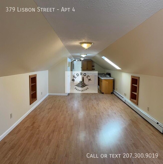 379 Lisbon St in Lisbon, ME - Building Photo - Building Photo