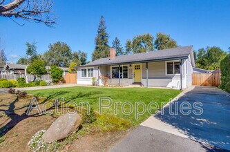 485 Benvenue Ave in Los Altos, CA - Building Photo - Building Photo