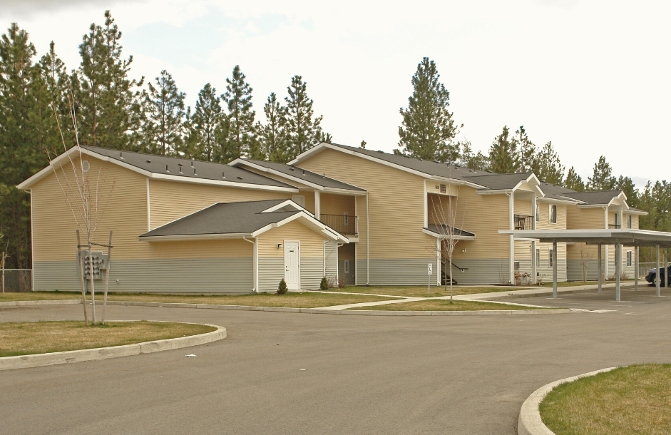 Montrose Apartments in Post Falls, ID - Building Photo