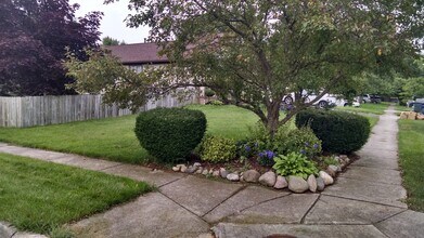 5244 Wagon Wheel Ln in Gahanna, OH - Building Photo - Building Photo