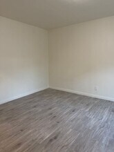 223 E Colorado Blvd in Monrovia, CA - Building Photo - Building Photo