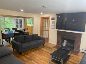7 Durkee Rd in Acton, MA - Building Photo - Building Photo