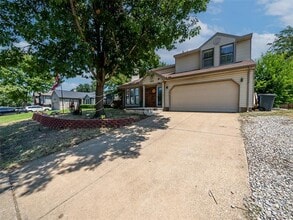 2609 Fountainview Dr in Corinth, TX - Building Photo - Building Photo
