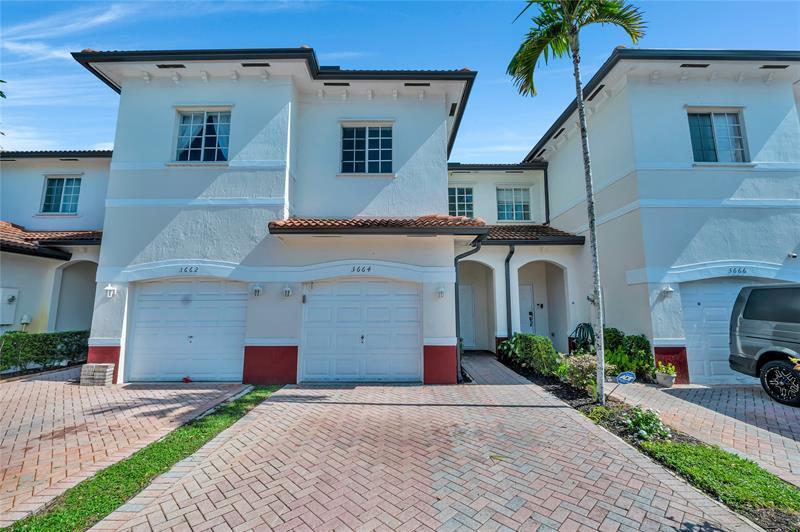 3664 NW 29th Ct in Lauderdale Lakes, FL - Building Photo