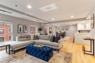 100 Fulton St in Boston, MA - Building Photo - Building Photo