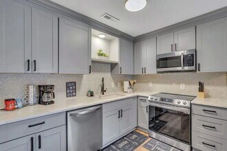 302 Manden Rd in Pooler, GA - Building Photo - Building Photo