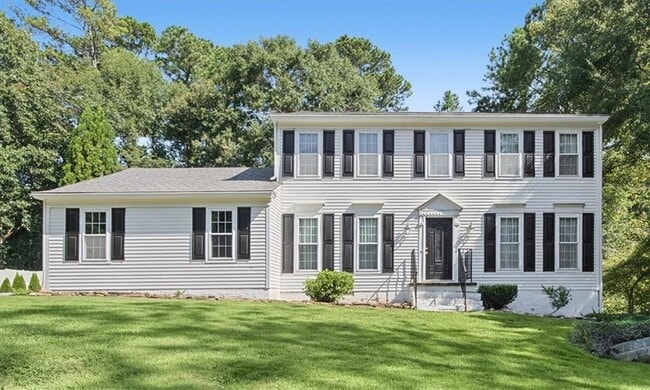 property at 4921 Heritage Trace Ct