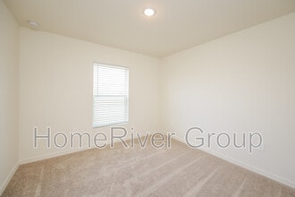 2475 NW 23rd Ave in Ocala, FL - Building Photo - Building Photo