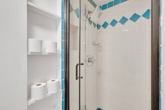 3734 Buena Park Dr in Studio City, CA - Building Photo - Building Photo