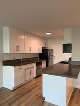 1284 Havenhurst Dr in West Hollywood, CA - Building Photo - Building Photo