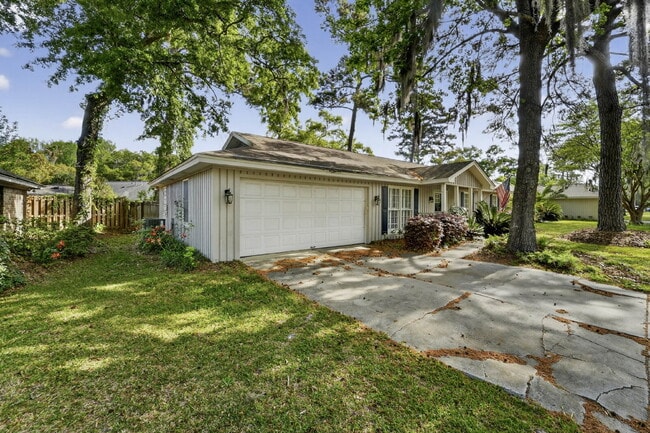 118 Blue Heron Dr in Savannah, GA - Building Photo - Building Photo