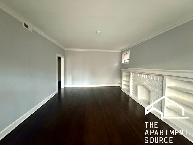 1030 E Hyde Park Blvd in Chicago, IL - Foto de edificio - Building Photo