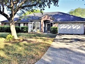 121 Nottingham Dr E in Jacksonville, FL - Building Photo