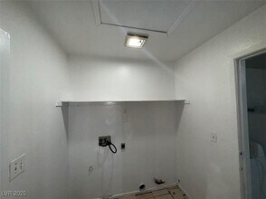 3621 Covewick Dr in North Las Vegas, NV - Foto de edificio - Building Photo