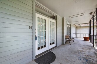 3300 Yorktown St in Houston, TX - Building Photo - Building Photo