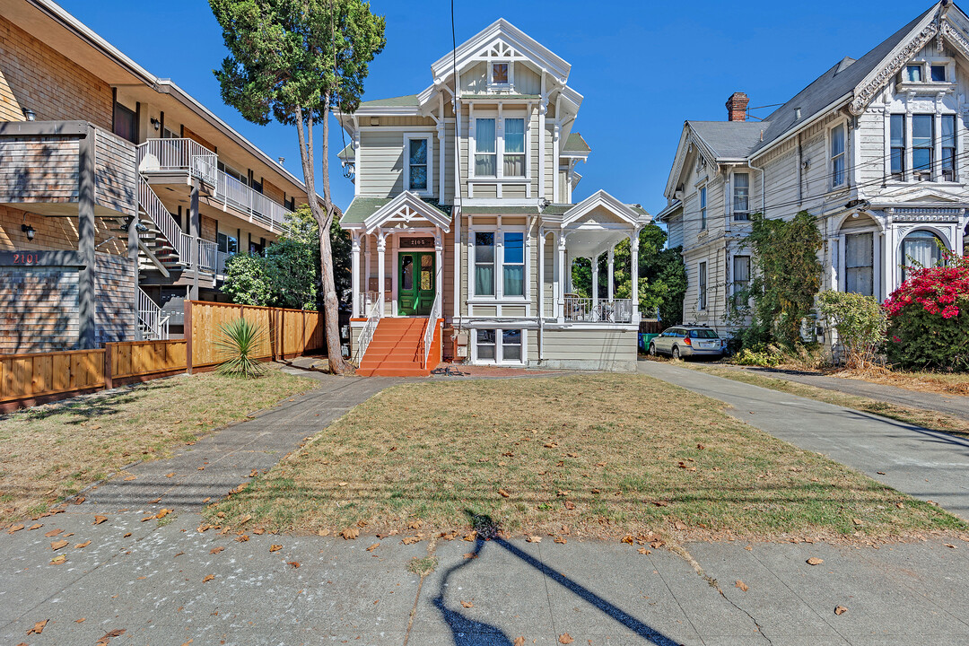 2105 Central Ave in Alameda, CA - Building Photo