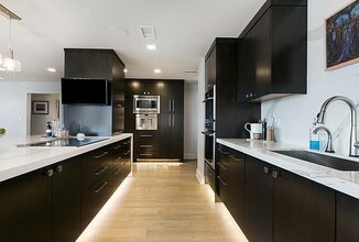 700 E Hildebrand Ave in San Antonio, TX - Building Photo - Building Photo