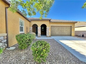 2117 Thames View St in Henderson, NV - Building Photo - Building Photo