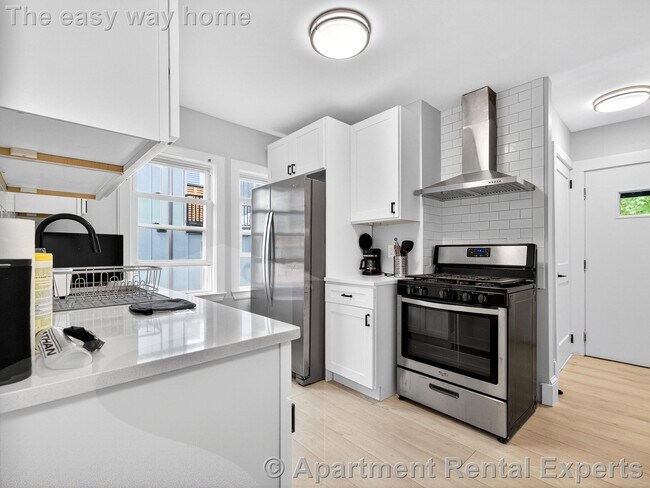 254 Main St in Medford, MA - Foto de edificio - Building Photo