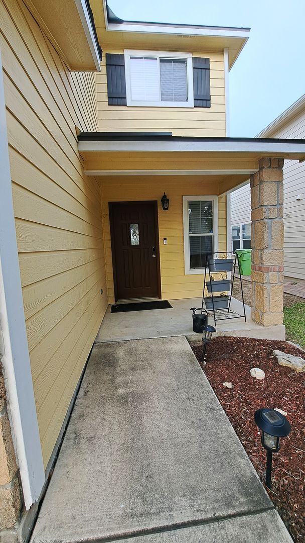 142 Balsa Di Prato in San Antonio, TX - Building Photo - Building Photo