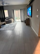 2416 Raphael Wy in Lodi, CA - Building Photo - Building Photo