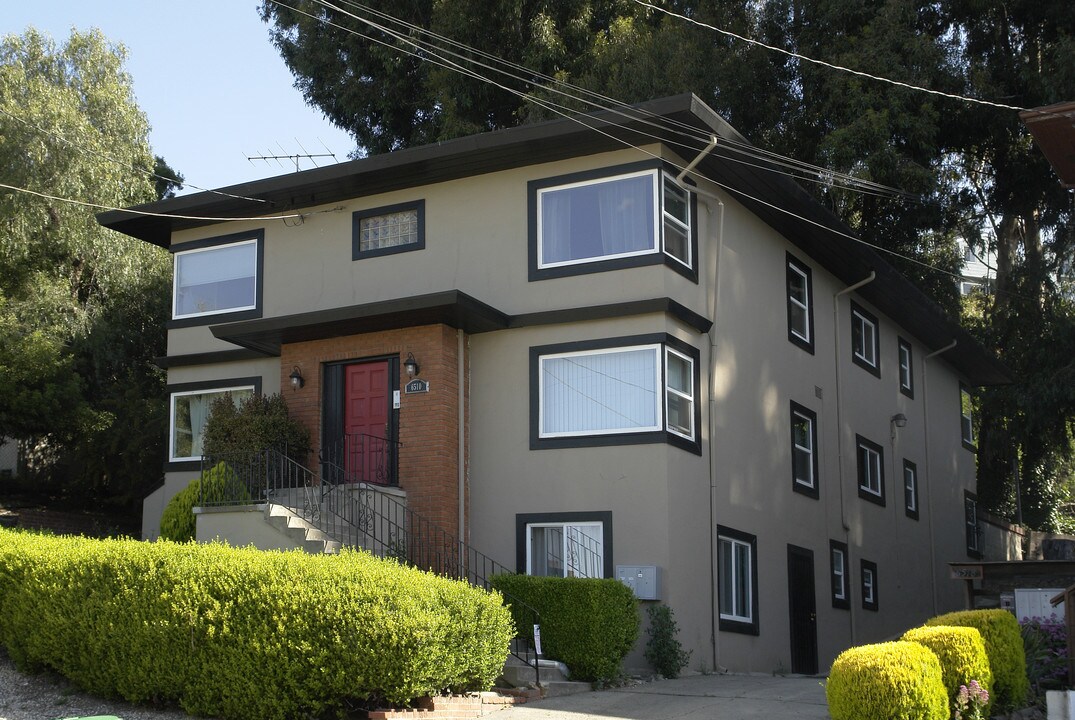 6510 Outlook Ave in Oakland, CA - Foto de edificio