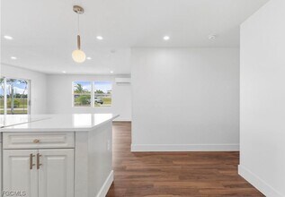 13670 Dowitcher Dr in Ft. Myers, FL - Building Photo - Building Photo