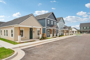 Magnolia Row in Oklahoma City, OK - Building Photo